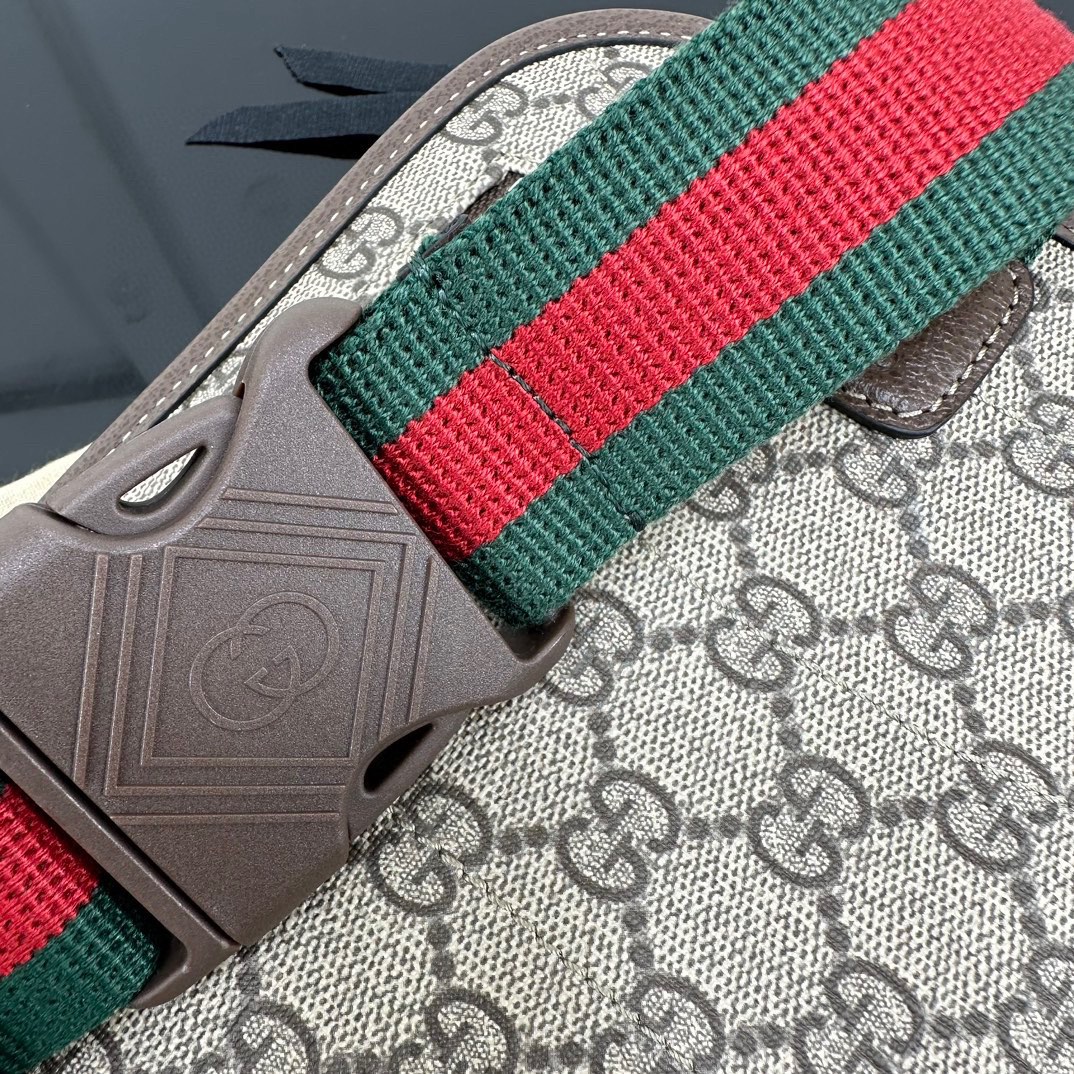 Gucci Satchel Bags